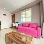 Modern & Cozy 2Br At Gateway Pasteur Apartment By Travelio