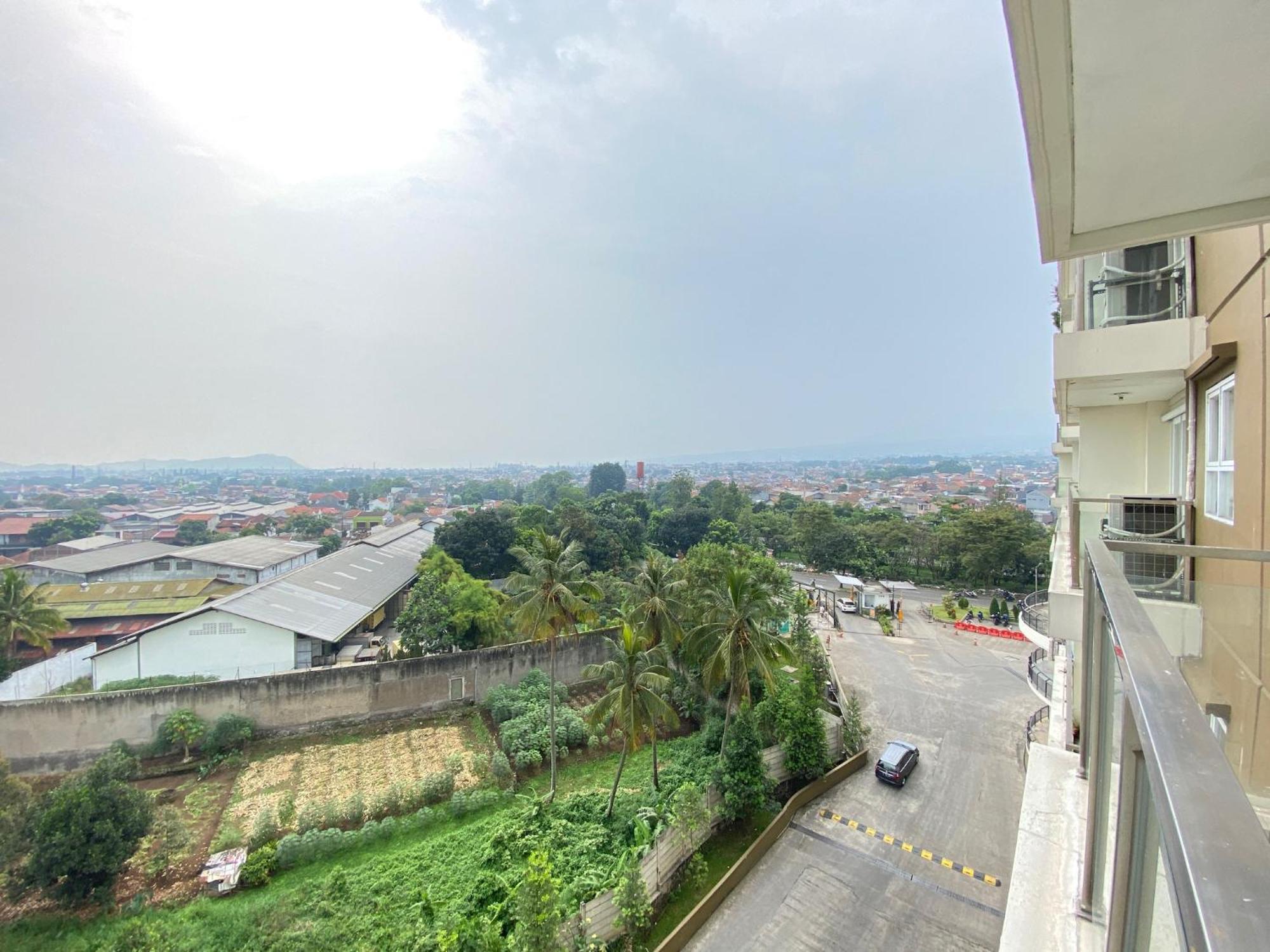 Apartemen Modern & Cozy 2br At Gateway Pasteur By Travelio Bandung